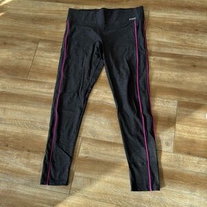 Victoria’s Secret pink leggings size M
